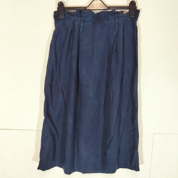 Seen Worn Kept Blue Skirt Size UK 10 Midi Paper Bag Waist Button up Pleated - Picture 2 of 8
